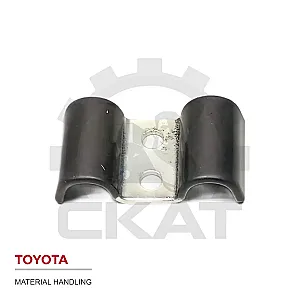 Скоба крепежная укладки РВД Toyota 7FD/FG10-45, 8FD/FG10-35, 7FB10-30