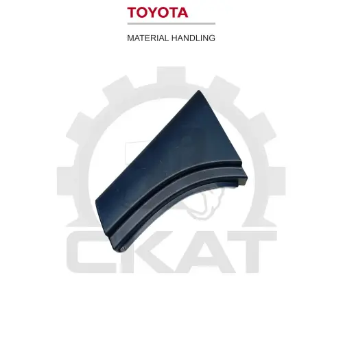 Брызговик Toyota 7FD15 верхняя часть правая