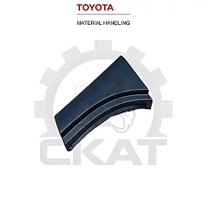 Брызговик Toyota 7FD15 верхняя часть правая